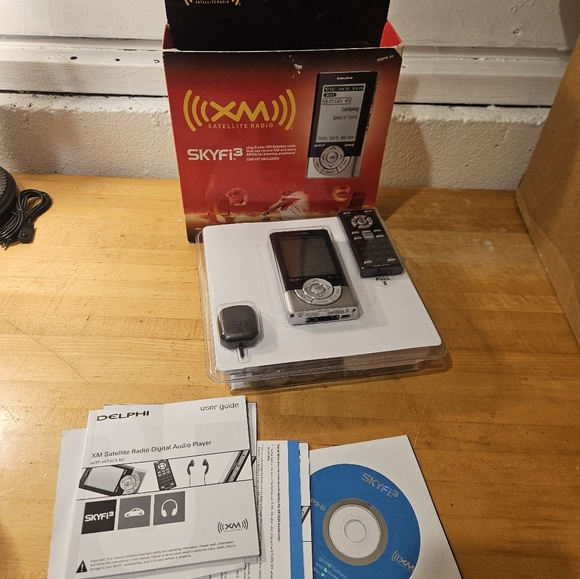 Delphi XM Serius Satellite Radio SKYFi3 Home Car Kit SA10224 - New - Picture 7 of 9